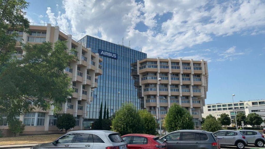 AirBus – Digital transformation in systems engineering 土魯斯商學院空中巴士實習 Charlotte KUAI