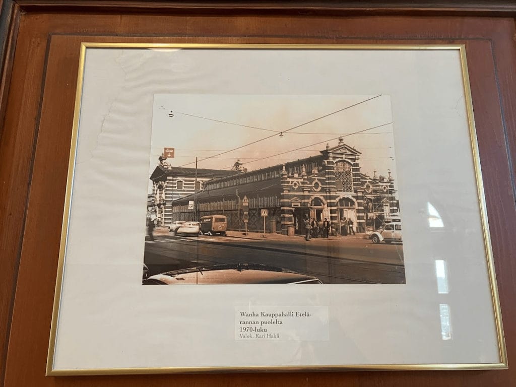 市集廣場及老農貿市場 Old Market Hall